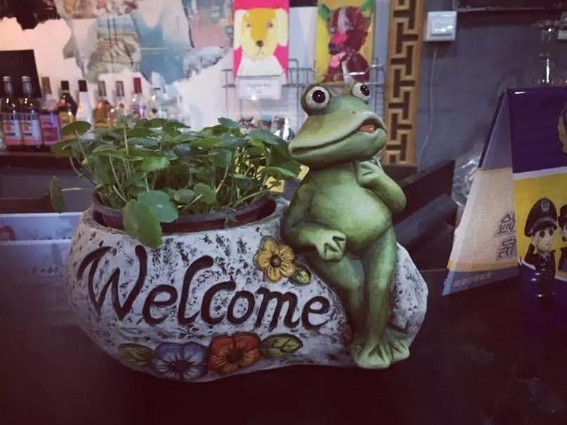 Three Legged Frog Hostel Beijing Eksteriør bilde